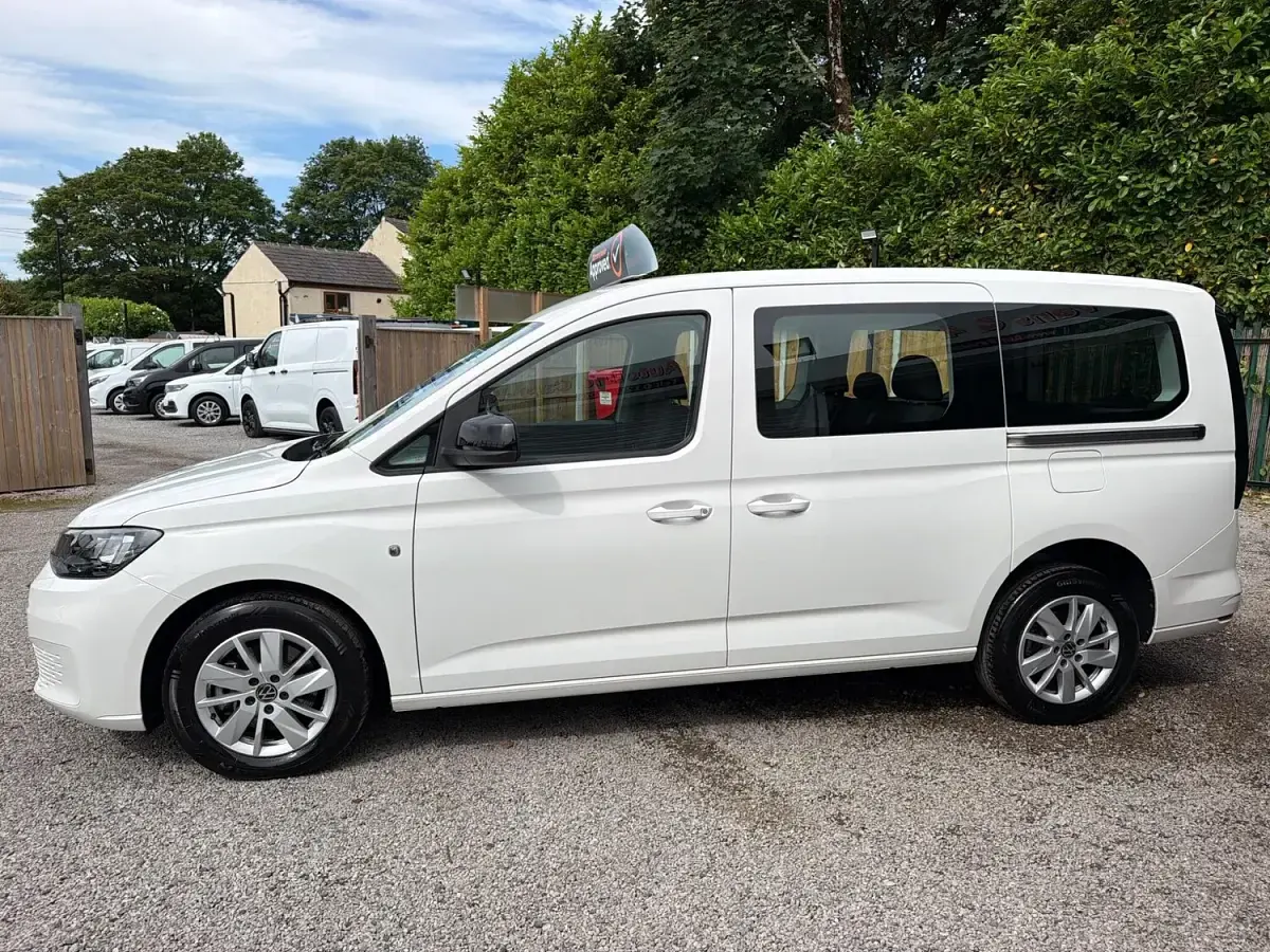 Used VW Caddy Maxi S 122 HP (89 kW) 2025 White MPV