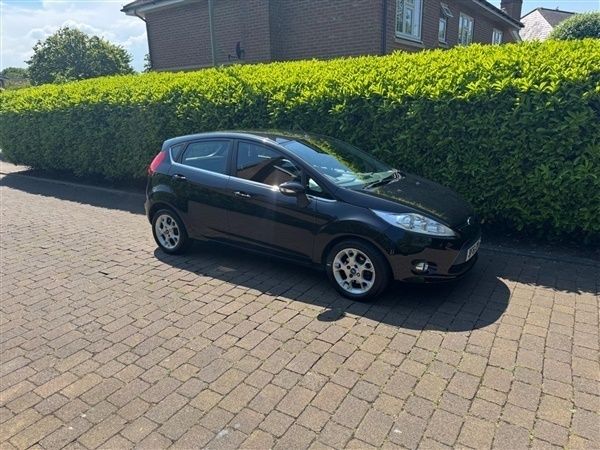 Black Used 2011 Ford Fiesta Zetec Hatchback | £3,990 (Fair price) - Image 1/1