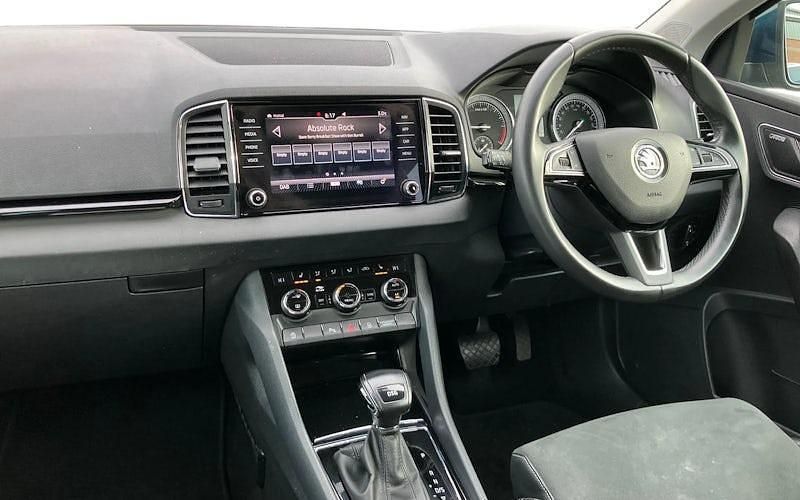 Używany Skoda Karoq SE L 116 KM (85 kW) 2019 Niebieski SUV