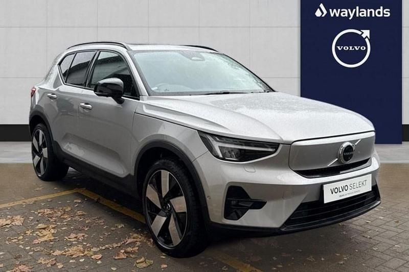 Silver Used 2023 Volvo XC40 Ultimate SUV | £25,540 (Super price) - Image 1/1