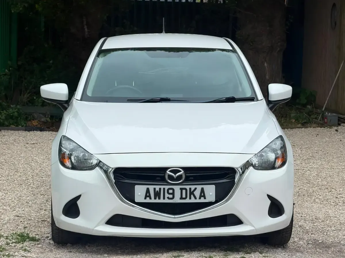 Used Mazda 2 2019 White Hatchback
