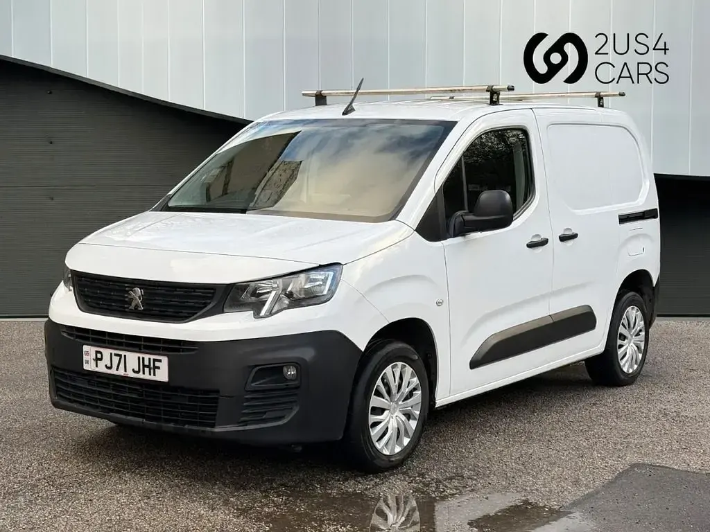 Begagnad Peugeot Partner Premium 2021 Vit Minibuss