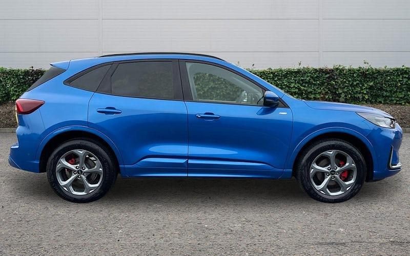 Used Ford Kuga ST-Line 242 HP (177 kW) 2025 Blue SUV
