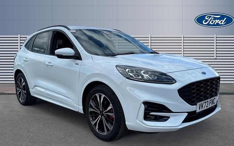 Usado Ford Kuga ST-Line 150 HP (110 kW) 2023 SUV