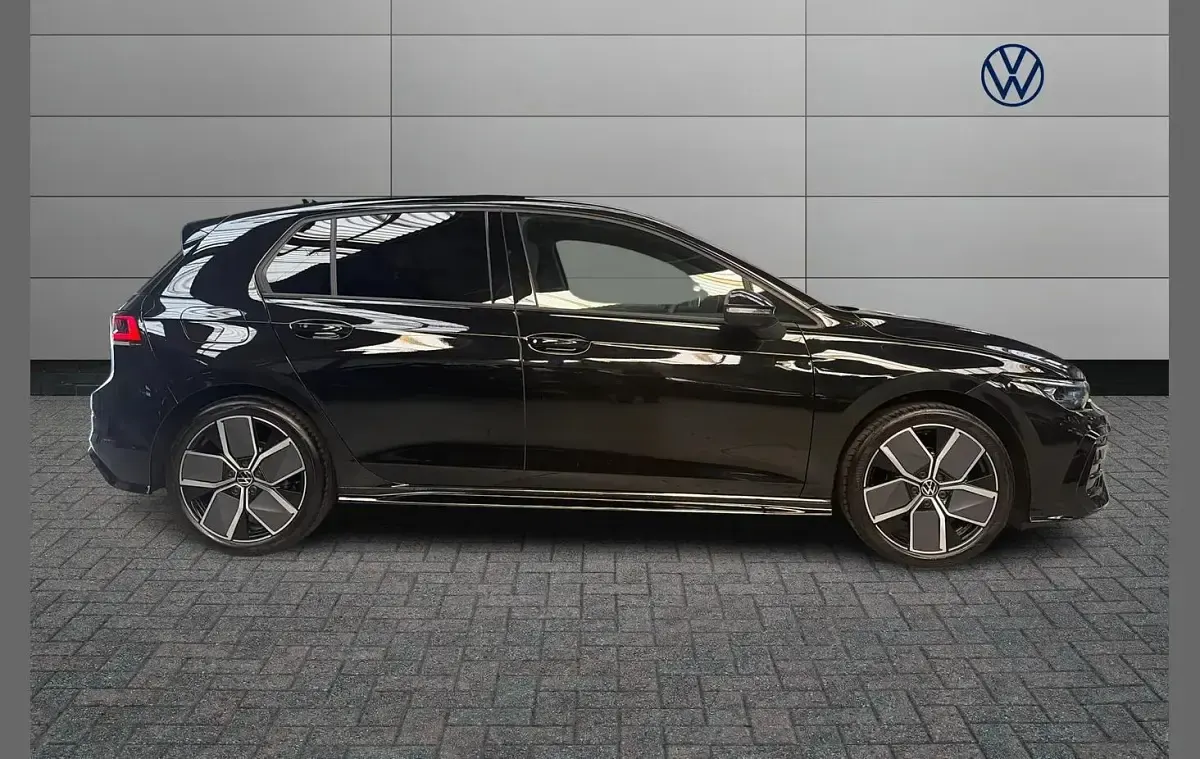 Used VW Golf VIII Black Edition 147 HP (108 kW) 2026 Black Hatchback