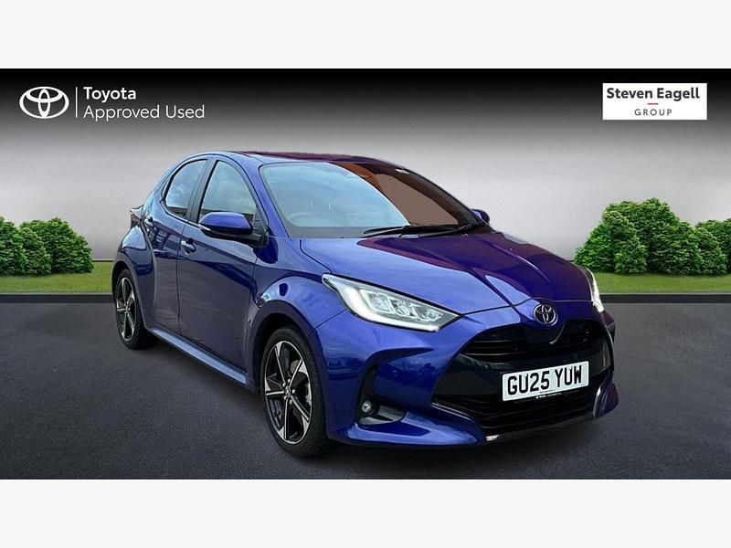Used Toyota Yaris Hybrid 2025 Blue Hatchback