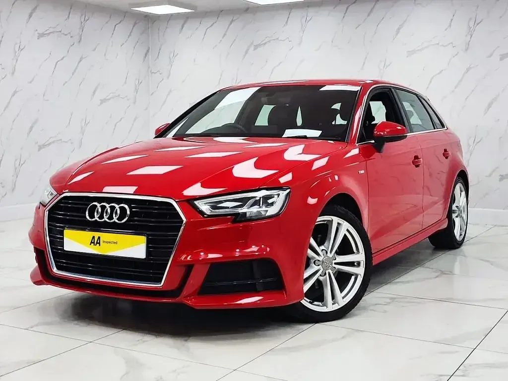 Usado Audi A3 Sportback S-Line 150 HP (110 kW) 2018 Vermelho Citadino