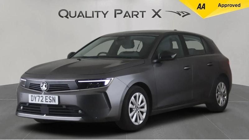 Used Vauxhall Astra Design Edition 130 HP (95 kW) 2023 Grey Hatchback