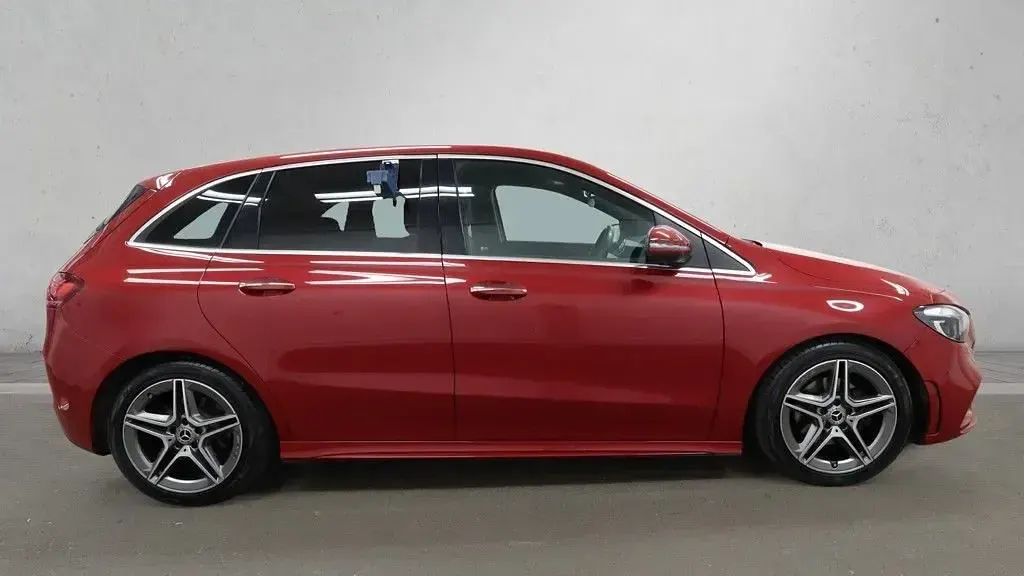 Used Mercedes B200 Executive 2023 Red Hatchback