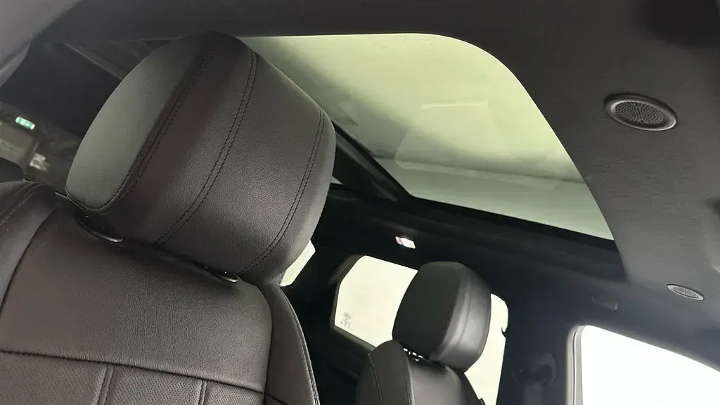 Used Land Rover Range Rover evoque SE Dynamic 2021 Red SUV