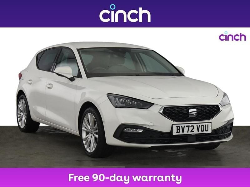 White Used 2022 Seat Leon SE Dynamic Hatchback | £14,399 (Fair price) - Image 1/3