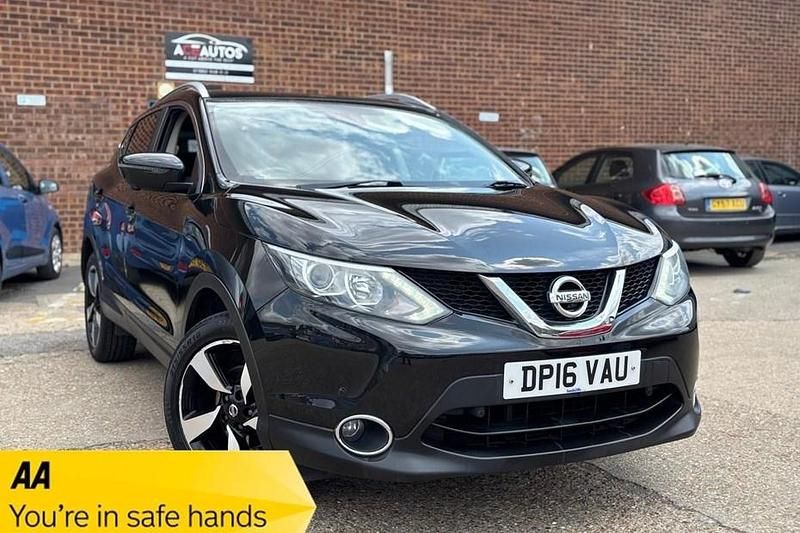 Black Used 2016 Nissan Qashqai N-Connecta SUV | £6,000 (Fair price) - Image 1/1