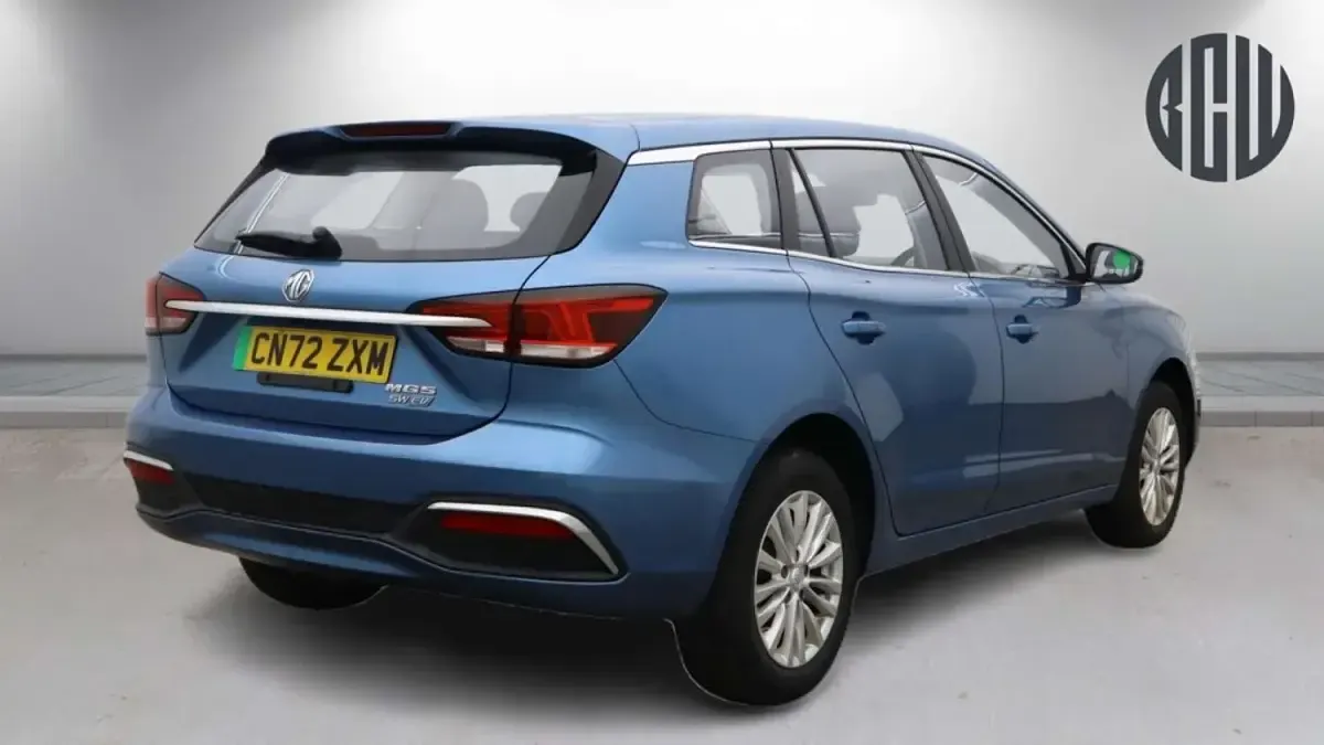 Used MG MG5 EV Excite 114 kW (156 HP) 2022 Blue Estate