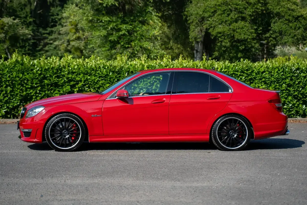 Used Mercedes C63 AMG 487 HP (358 kW) 2012 Red Sedan