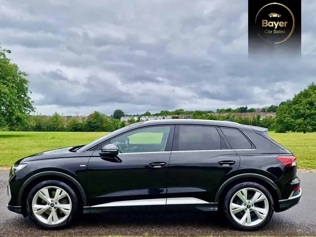 Used Audi Q4 e-tron S-Line 150 kW (204 HP) 2021 Black SUV