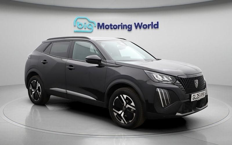 Second-hand Peugeot 2008 Allure 131 CP (96 kW) 2024 Negru SUV