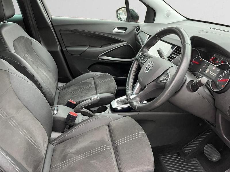 Used Vauxhall Crossland Ultimate 128 HP (94 kW) 2022 Red SUV