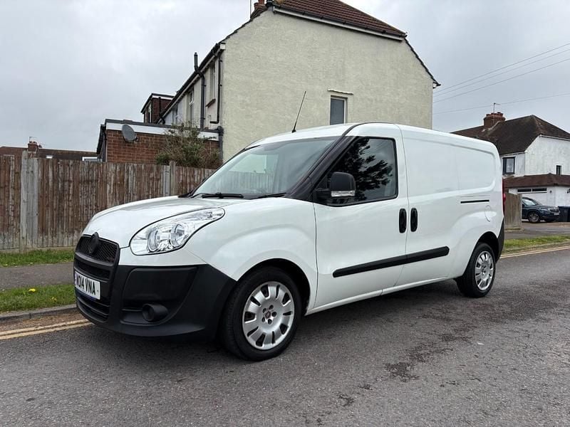 Used Fiat Doblò Active 2014 White MPV