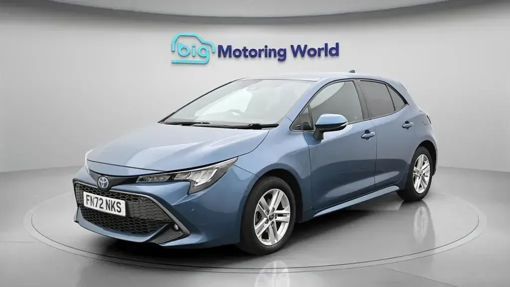 Usado Toyota Corolla 122 CV (89 kW) 2022 Azul Utilitario