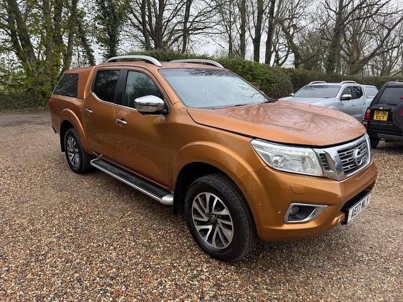 Used Nissan Navara Tekna 2017 Yellow Pickup