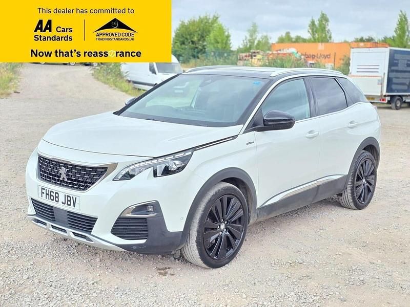 Used Peugeot 3008 Premium 130 HP (95 kW) 2019 White SUV
