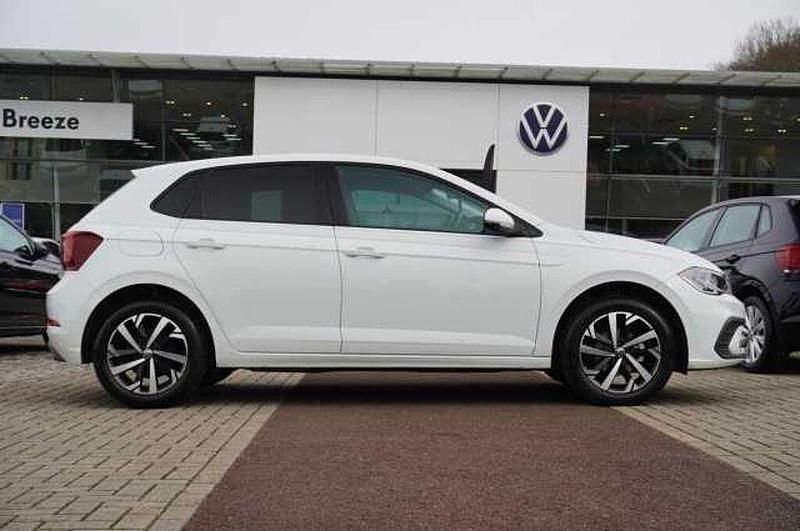 Used VW Polo 95 HP (69 kW) 2025 Hatchback