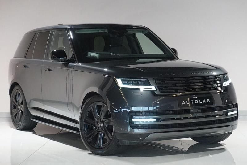 Used Land Rover Range Rover HSE 350 HP (257 kW) 2024 Grey SUV
