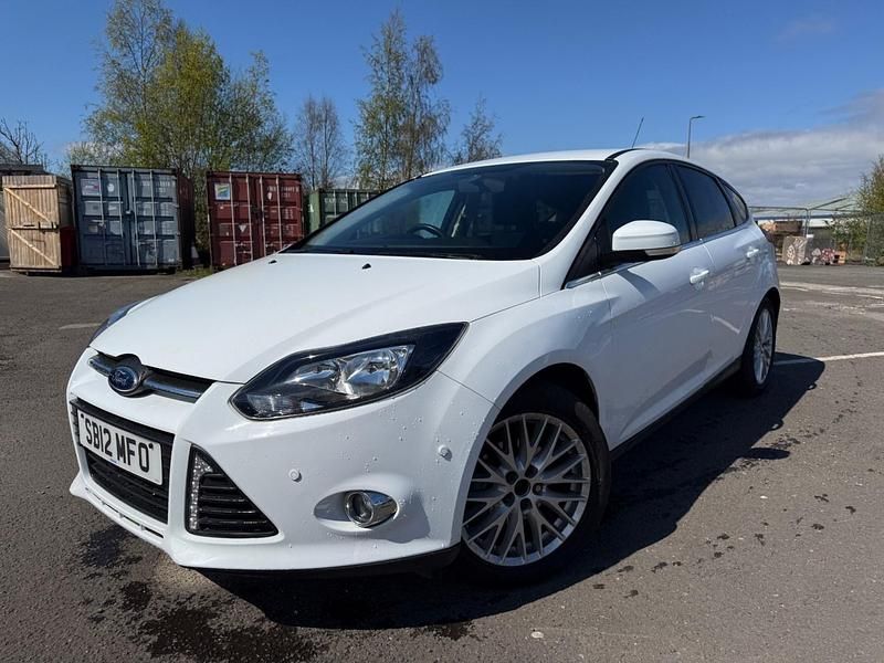 Usado Ford Focus Zetec 2012 Branco Citadino