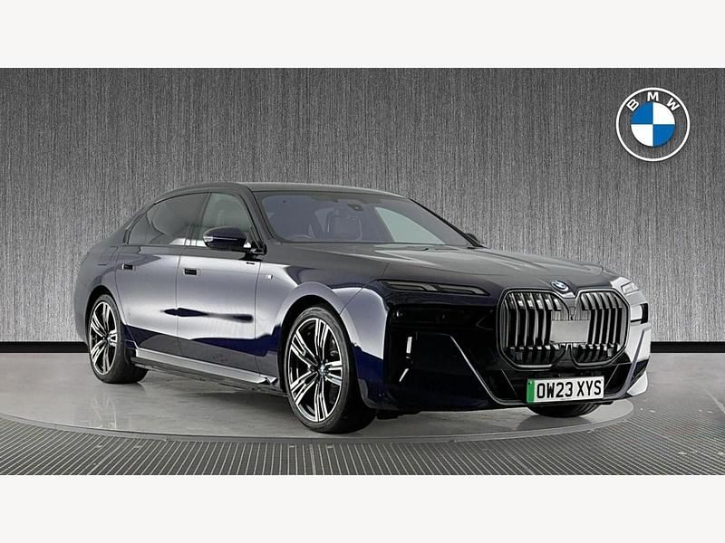 Blue Used 2023 BMW i7 M Sport Sedan | £63,499 (Good price) - Image 1/3