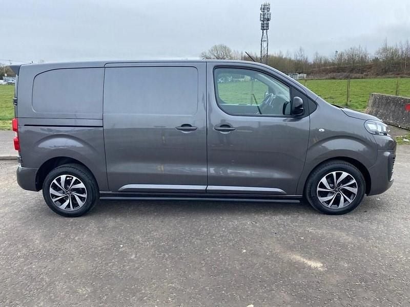 Used Citroën Dispatch 145 HP (106 kW) 2022 Grey MPV
