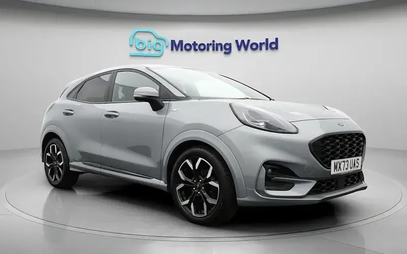 Usado Ford Puma ST-Line X 125 HP (91 kW) 2023 Prateado SUV