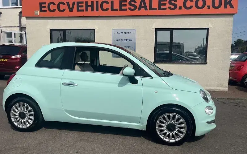 Used Fiat 500 Lounge 69 HP (50 kW) 2019 Hatchback