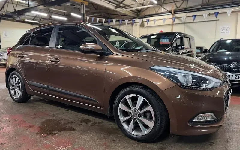 Begagnad Hyundai i20 Premium SE 101 HK (74 kW) 2017 Halvkombi