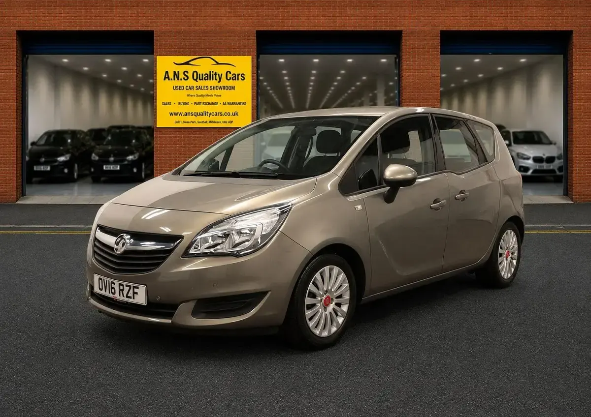 Used Vauxhall Meriva 120 HP (88 kW) 2016 Brown MPV