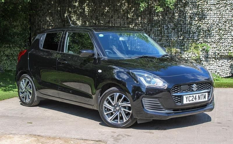 Used 2024 Suzuki Swift SZ-L Hatchback | £13,799 (Fair price) - Image 1/4