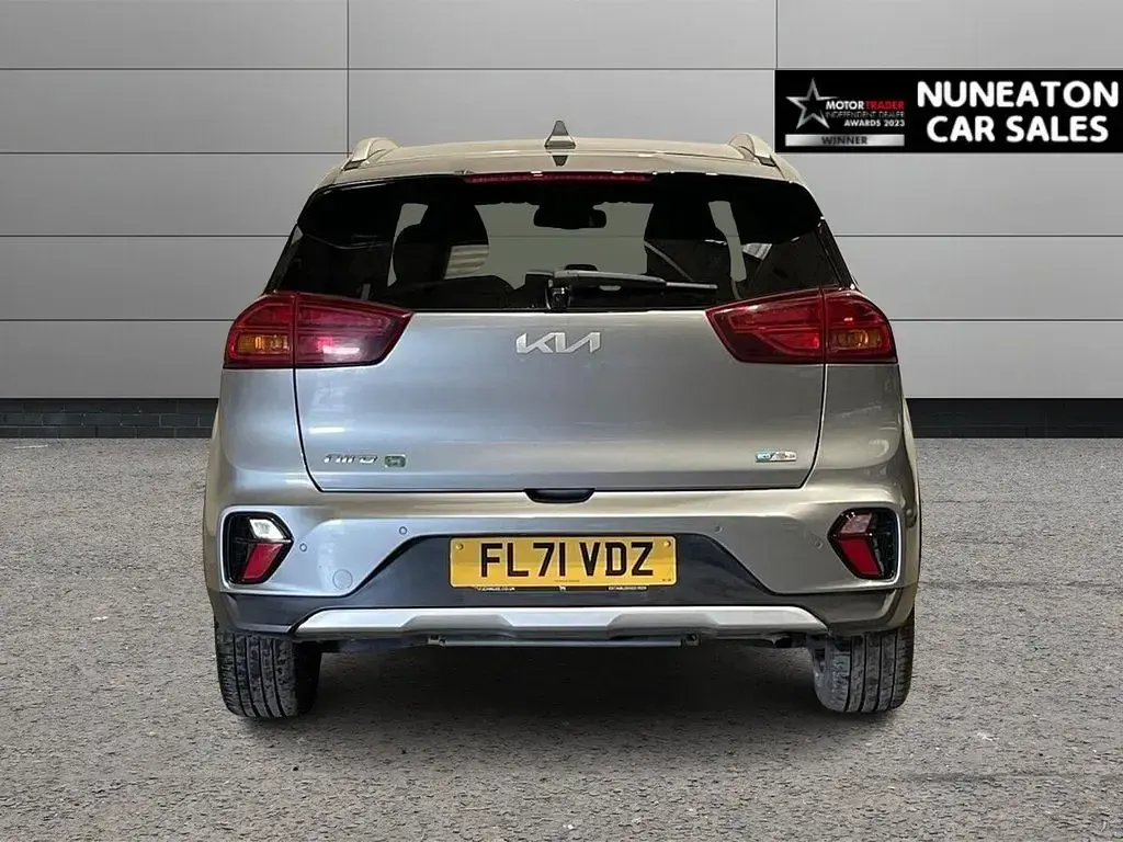 Used Kia Niro 139 HP (102 kW) 2021 Grey SUV