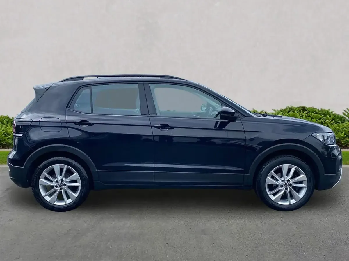 Usado VW T-Cross SE 95 CV (69 kW) 2021 Negro SUV