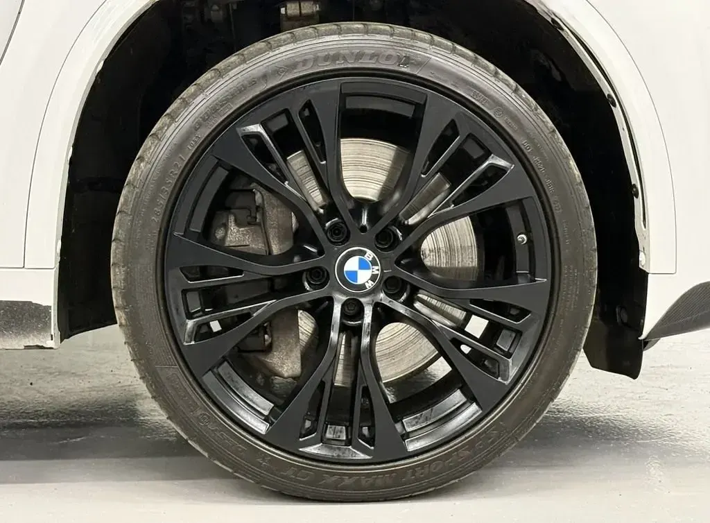Usado BMW X5 Performance 381 HP (280 kW) 2016 Branco SUV