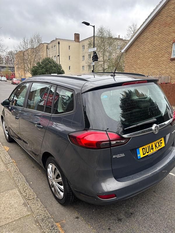 Used Vauxhall Zafira 140 HP (102 kW) 2014 Grey MPV