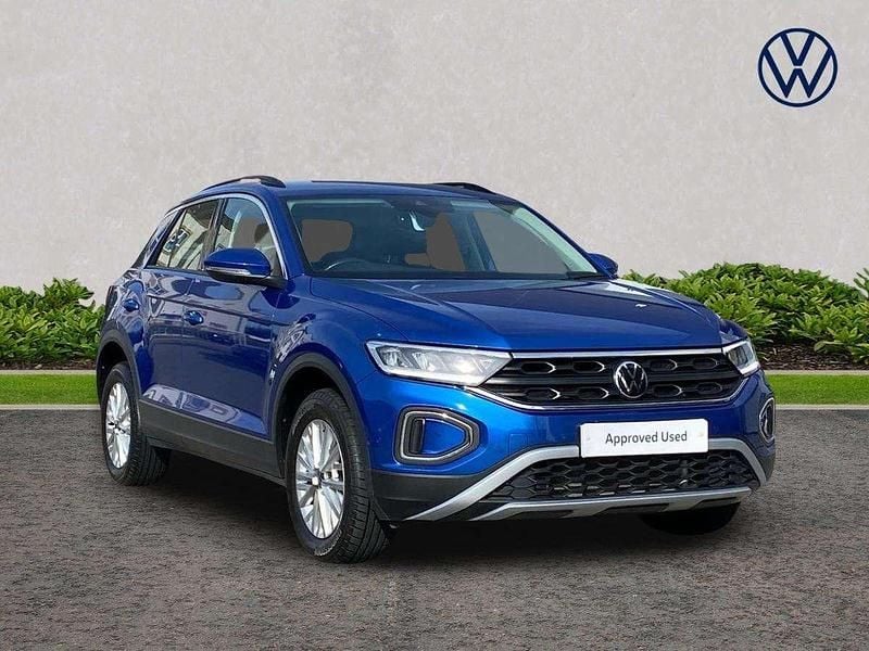 Blue Used 2023 VW T-Roc Life SUV | £19,750 (Good price) - Image 1/4