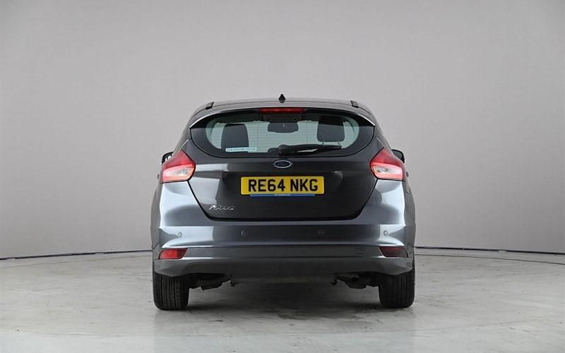 Begagnad Ford Focus Titanium 125 HK (91 kW) 2016 Halvkombi