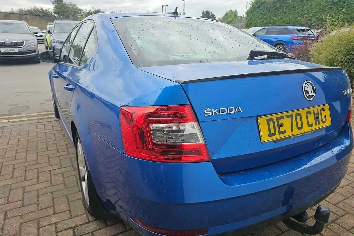 Used Skoda Octavia SE Drive 110 HP (80 kW) 2021 Blue Hatchback
