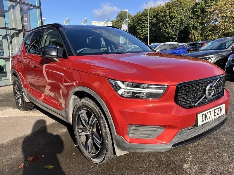 Fusion red Used 2021 Volvo XC40 R-Design SUV | £22,500 (Fair price) - Image 1/4