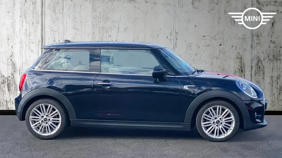 Used Mini Cooper Exclusive 134 HP (98 kW) 2019 Black Hatchback