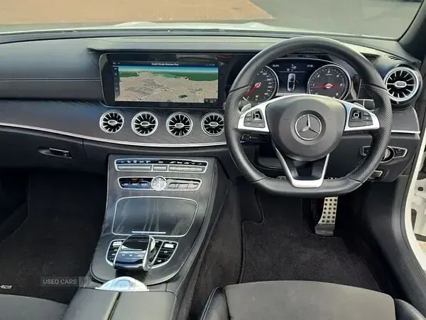 Used Mercedes E220 AMG Line Premium 194 HP (142 kW) 2018 White Cabriolet