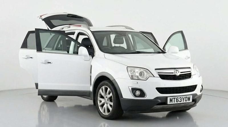 Used Vauxhall Antara S 2013 White SUV