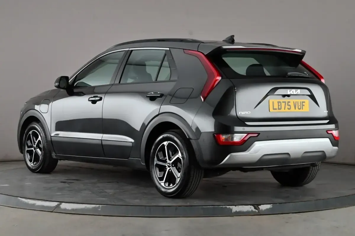 Gebraucht Kia Niro 2025 Grau SUV
