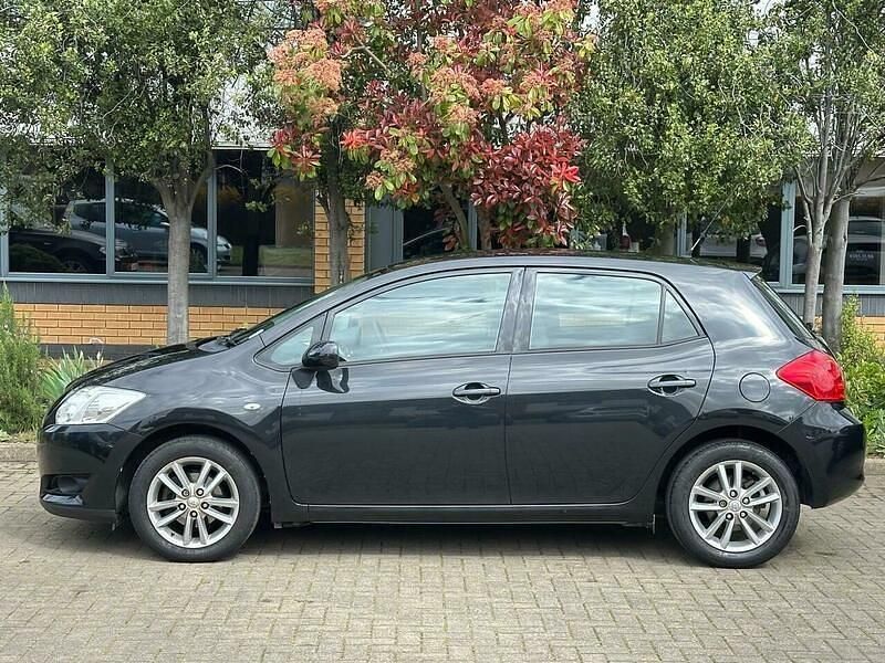 Usado Toyota Auris 2009 Preto Citadino