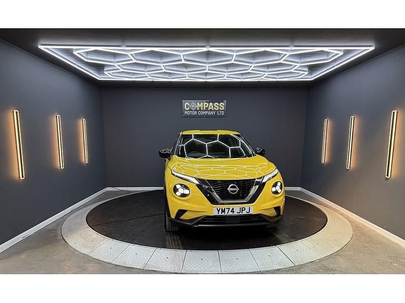 Used Nissan Juke Acenta Premium 114 HP (83 kW) 2025 Yellow SUV