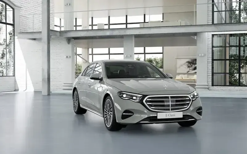 New Mercedes E200 AMG Line Premium Plus 204 HP (150 kW) 2025 Sedan